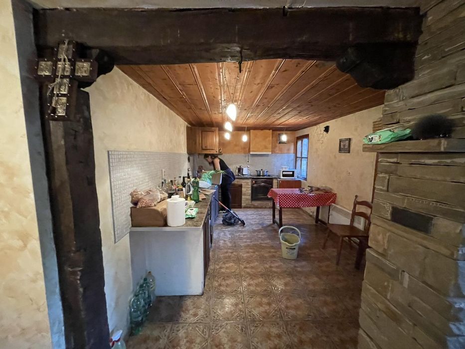 Продава се Къща в с. Катунище, Област Сливен - 149 кв.м за 1007 €/кв.м - Снимка #2