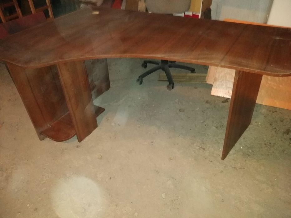 Столы офисные б/у