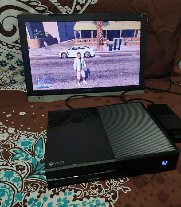 Xbox One 500gb все работает