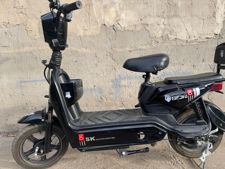 Продаю электровелосипед SK8 250W