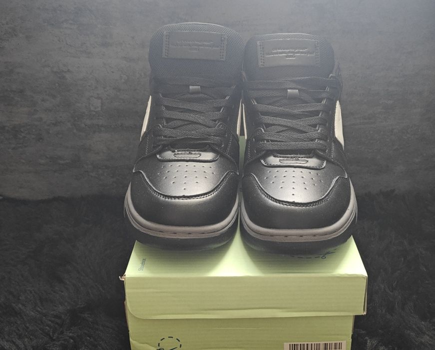 Off White out off office Black