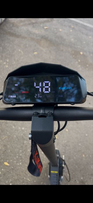 Vând trotinetă electrică KuKirin G2