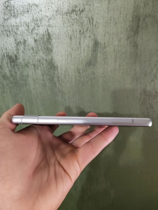 Schimb/Vând Pixel 7a 128gb impecabil