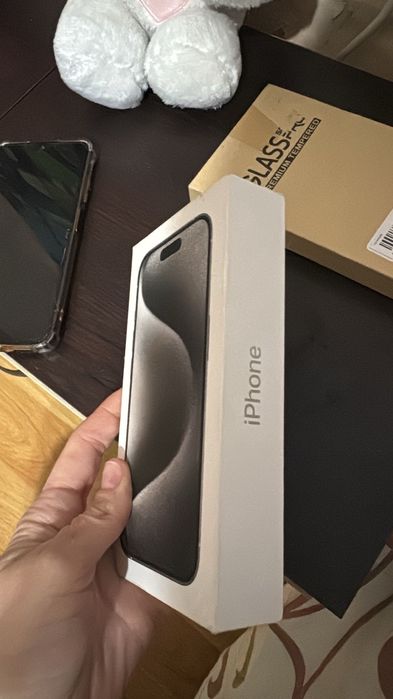 iPhone 15pro с година гаранция