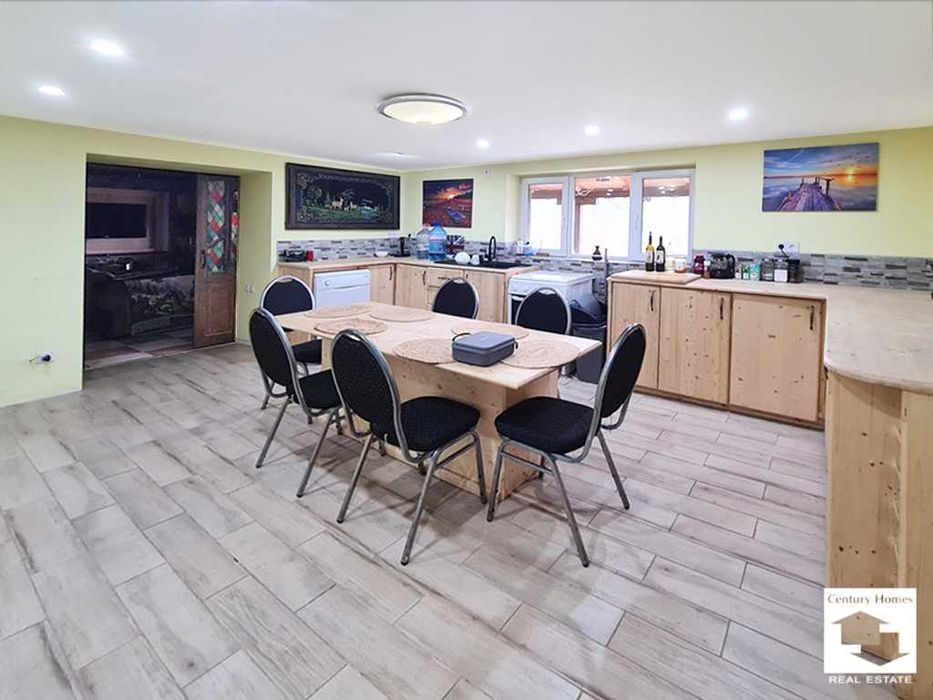 140332 Каменна къща с просторен двор и кладенец в с. Горна Липница