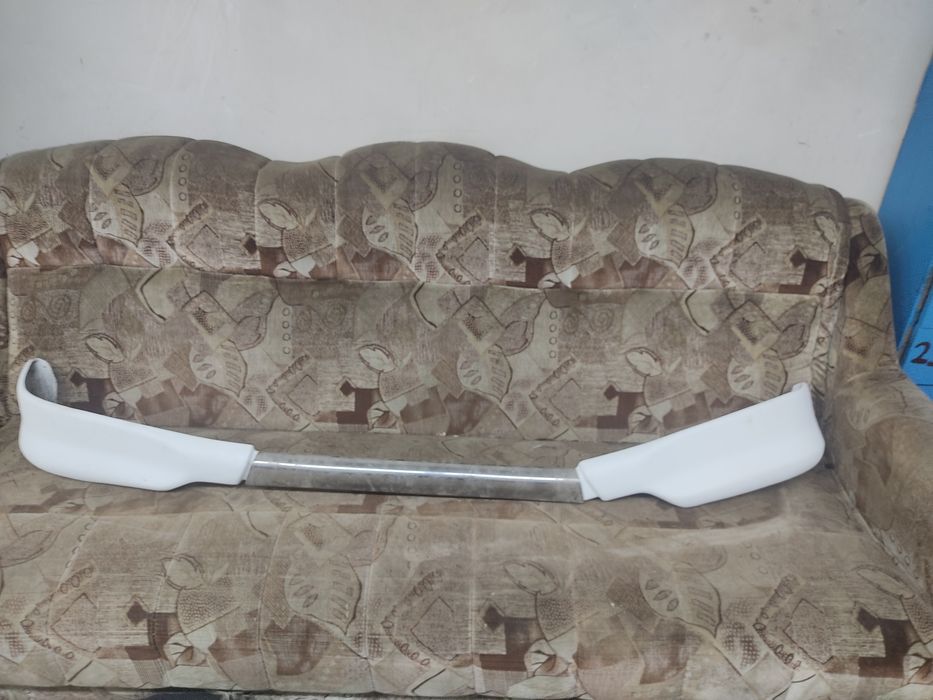 Бампер Митсубиси Челленджер