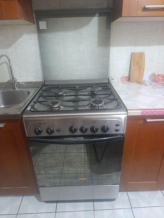 Продается газовая плита