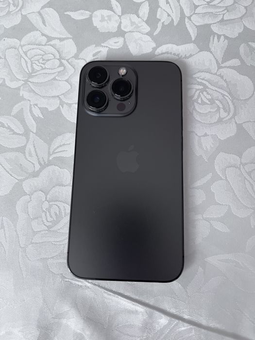 Продам айфон 13 про