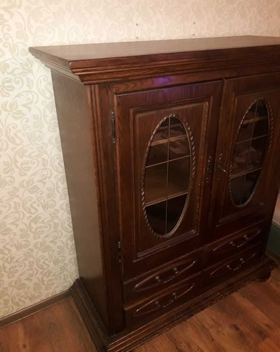 Шкаф бюфет  височина 151 - широчина 130-  55см 0988- 7515-24