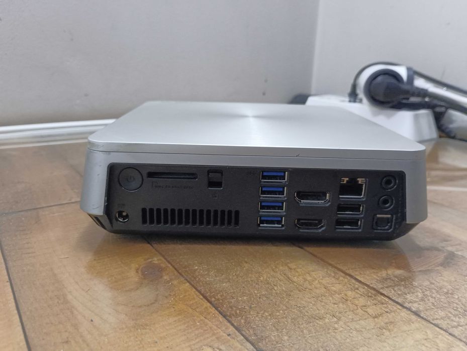 Настолен компютър Asus ViviPC WM42