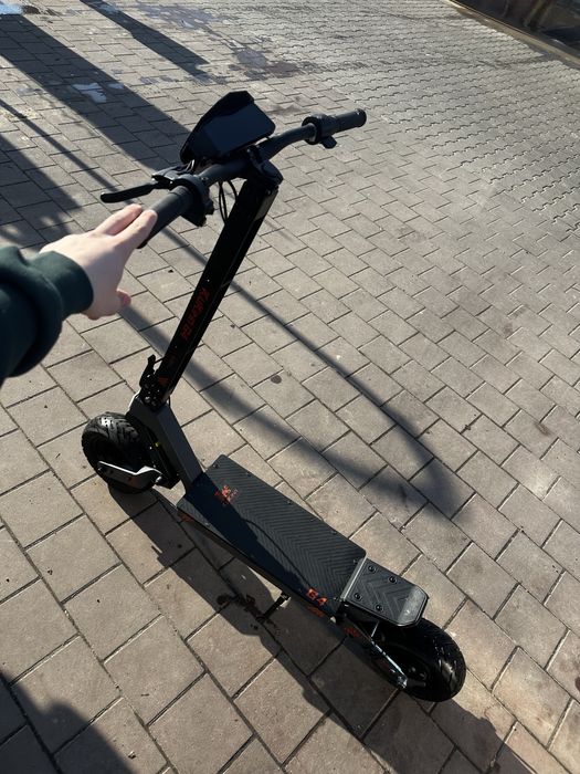 Vand trotineta kukirin g4