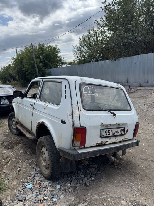 Продам ваз 2115 на запчасти