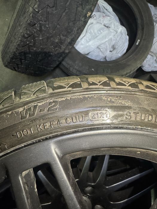 Speedline19 Momo 255 35 19