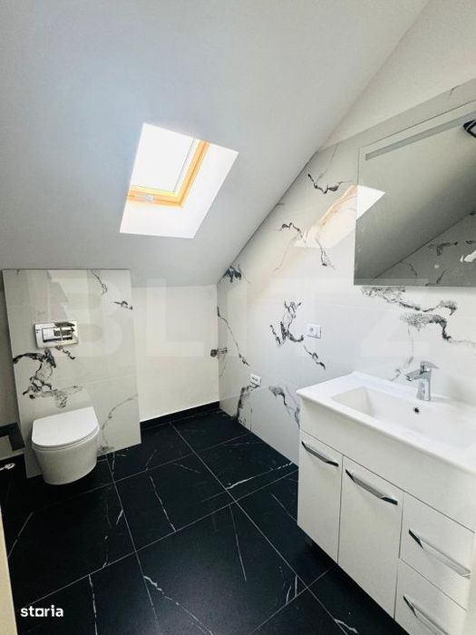 Casa Indiviaduala de vanzare, 6 camere, 215 mp - Stupini