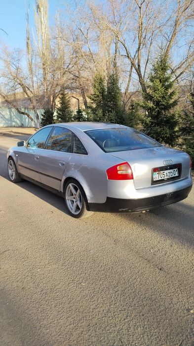 Ауди А6 С5 седан