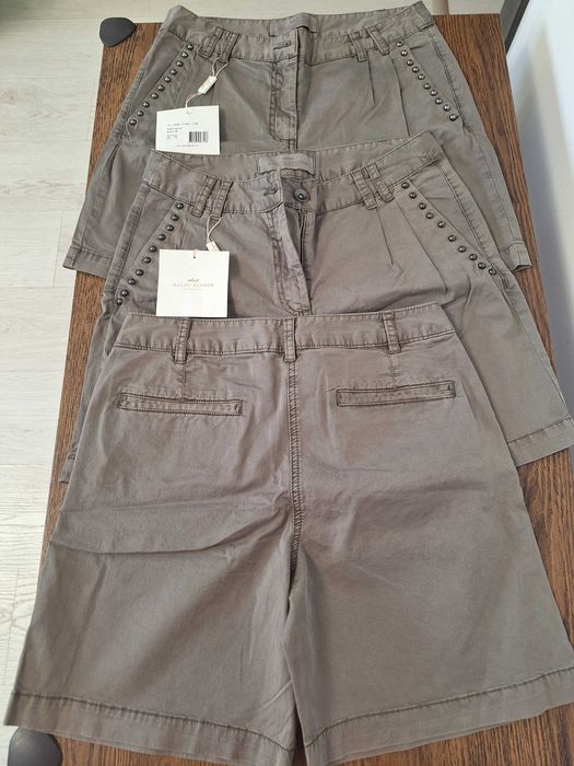 Pantaloni scurti firma daneza.