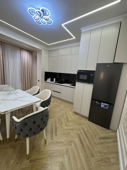 80 kv Evro remont kvartira ijaraga beriladi