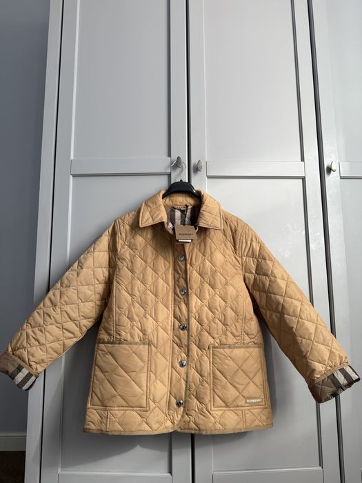 Куртка новая весна