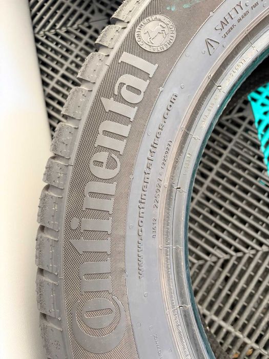 Set anvelope iarna 215 60 R17 Continental Conti Winter Contact 96H echipare Mercedes dot 2718 8.18mm