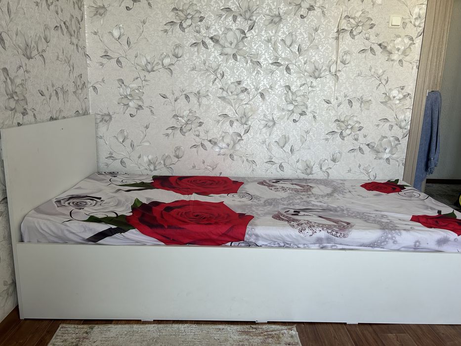 Продам кровать в хорошем состоянии