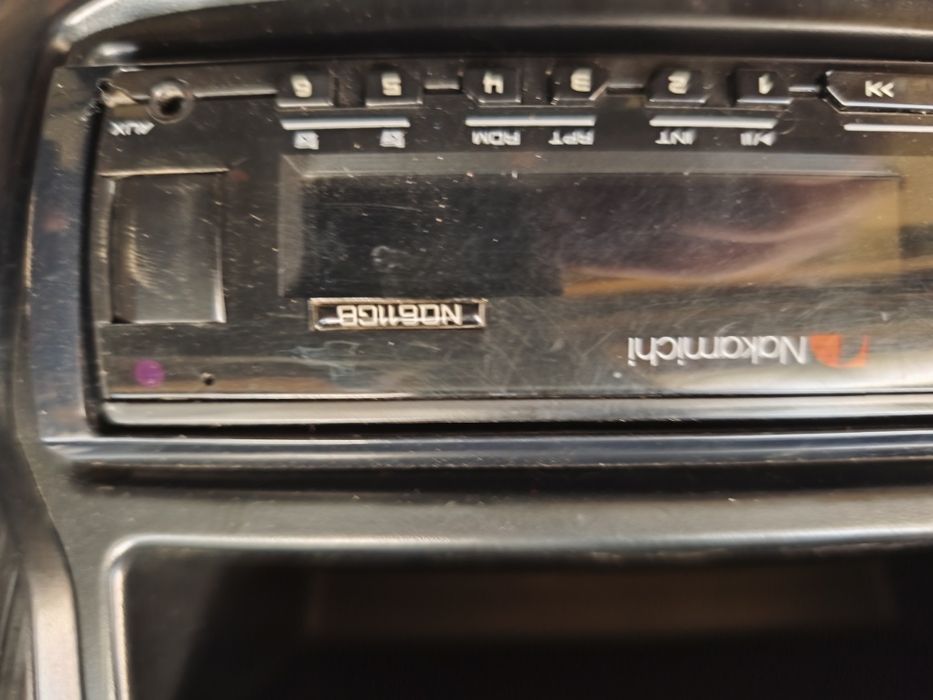 Продаю магнитолу