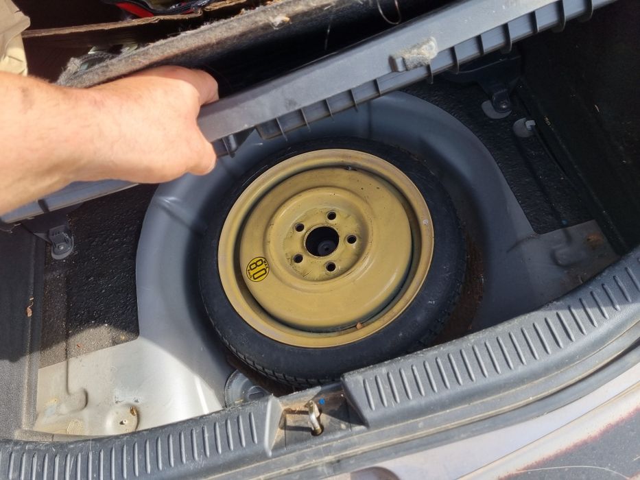 Мазда 3 1.6 хди 109 коня 2006 година на части