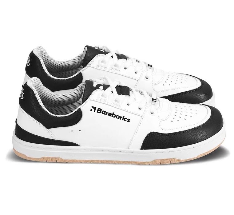 Кроссовки Barebarics. Размер 46.
Б