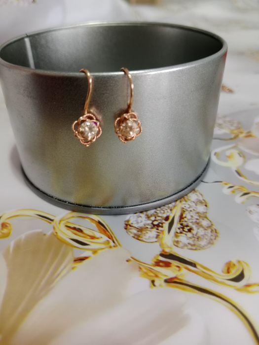 Детские золотые серьги