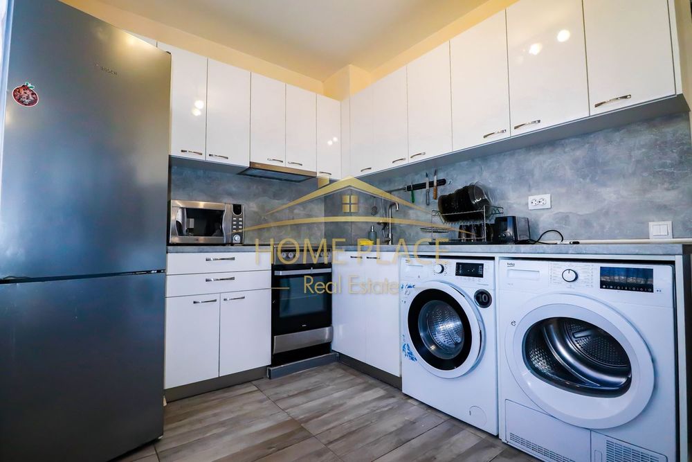 Дава се под наем Тристаен апартамент в Варна, Погреби - 70 кв.м за 612 € - Снимка #2