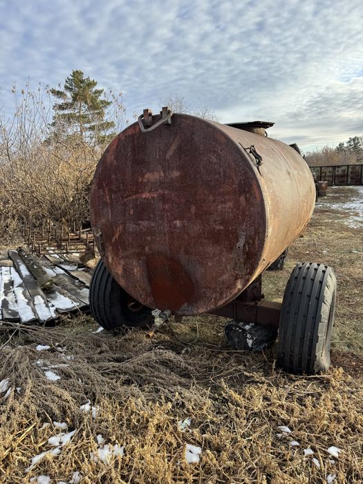 Бочка 3 куба на колесах