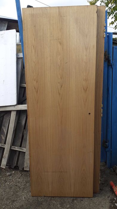 Usi  noi de interior usi 80 ron buc