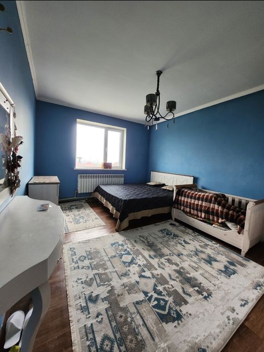 Дом 6 комнатный, 220 кв