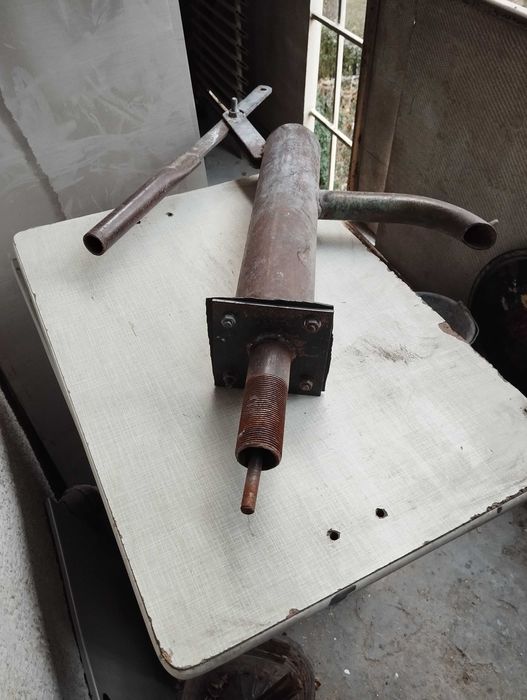 ручной насос для поднятия воды (качок)