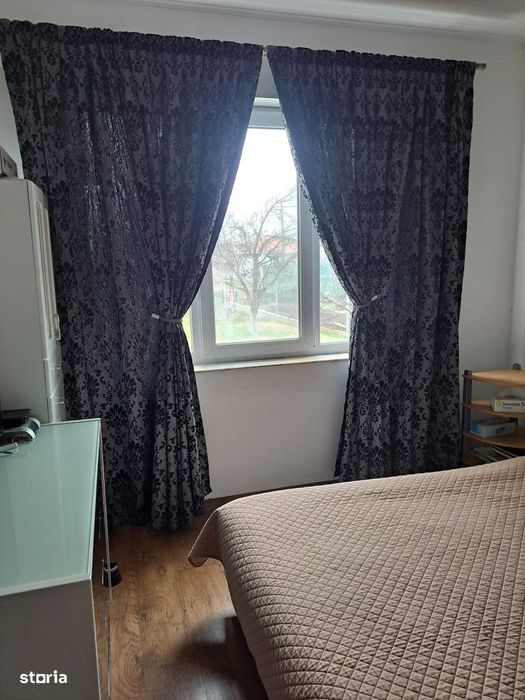 Casă parter în Grigorescu 4 camere, bucatarie, living, 2 băi, ST 688mp