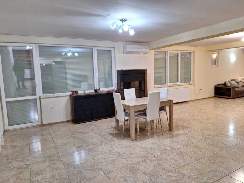 Дава се под наем Къща в Каблешково - 440 кв.м за 408 € - Снимка #8