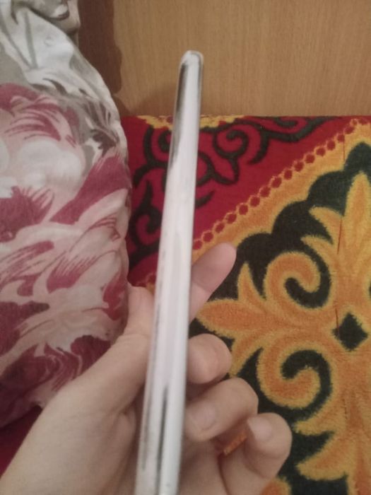 продам телефон Редми 6 Note