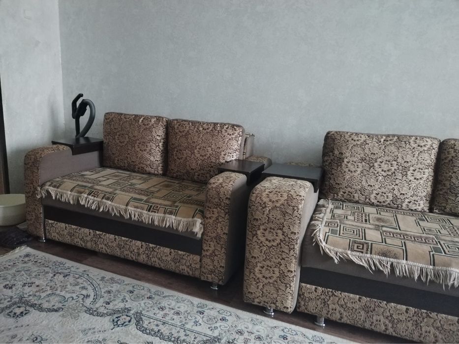 Продам диван малый и ьольшой