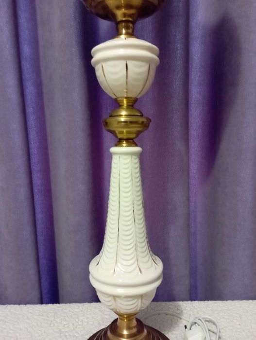 Старинни лампи с абажури