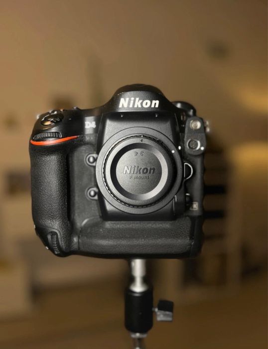Nikon D4 shutter original