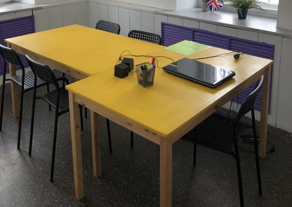 Продам столы Ikea