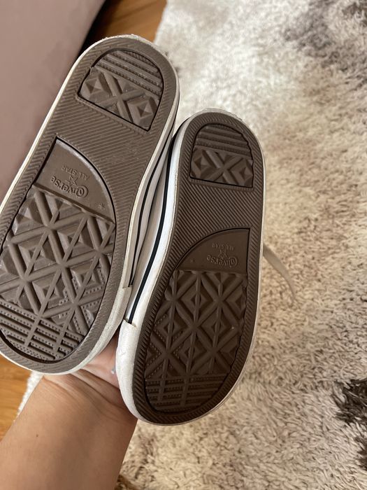 Converse marimea 25 in stare ff buna
