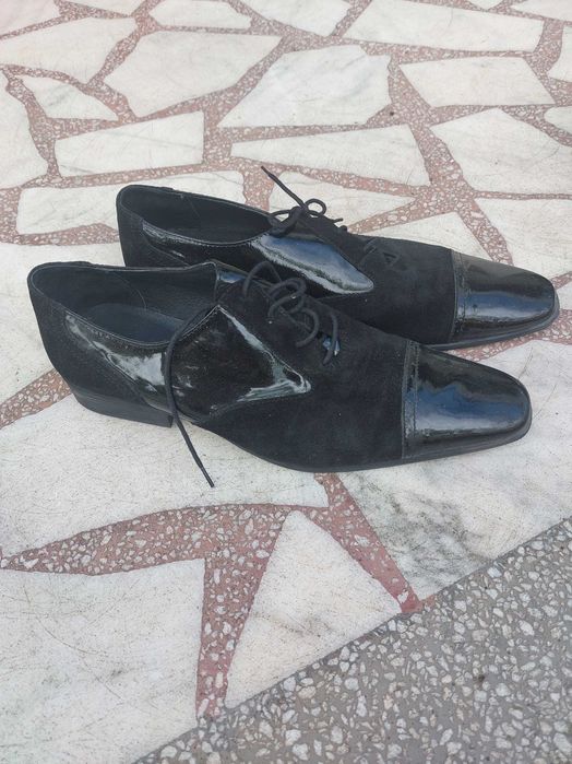 pantofi negrii de barbati