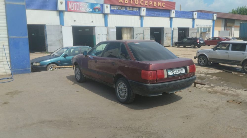 Продам 2 машины Ауди80,Джетта