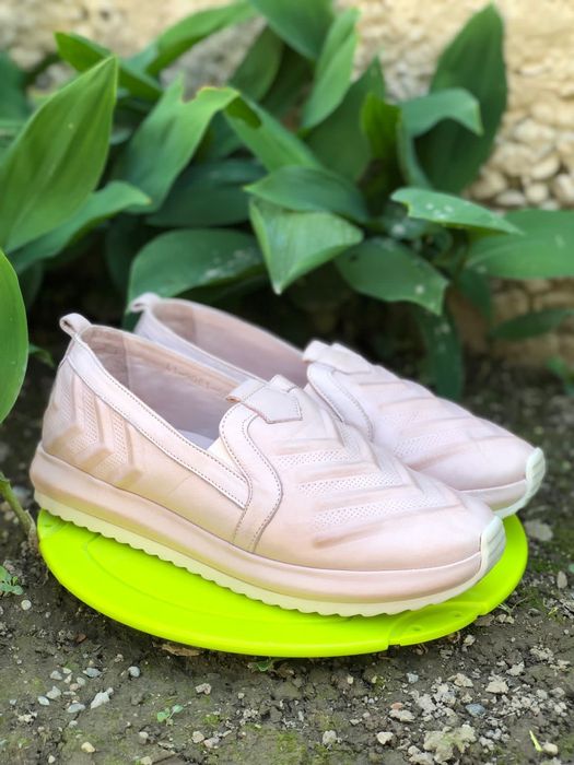 Женская обувь кожаная