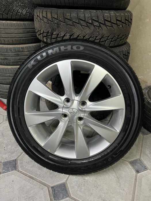 Диск с резиной на Hyunday