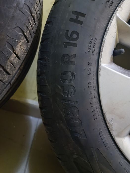 Джанти с гуми за skoda 205/60 /16