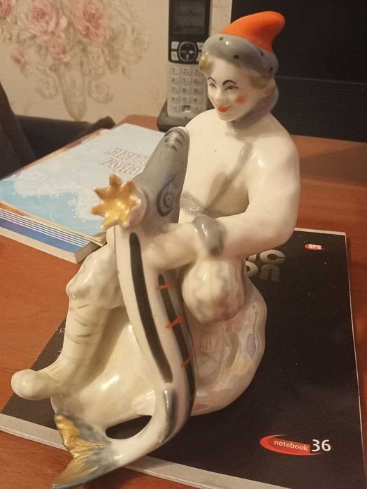 емеля со щукой. статуэтка лфз.