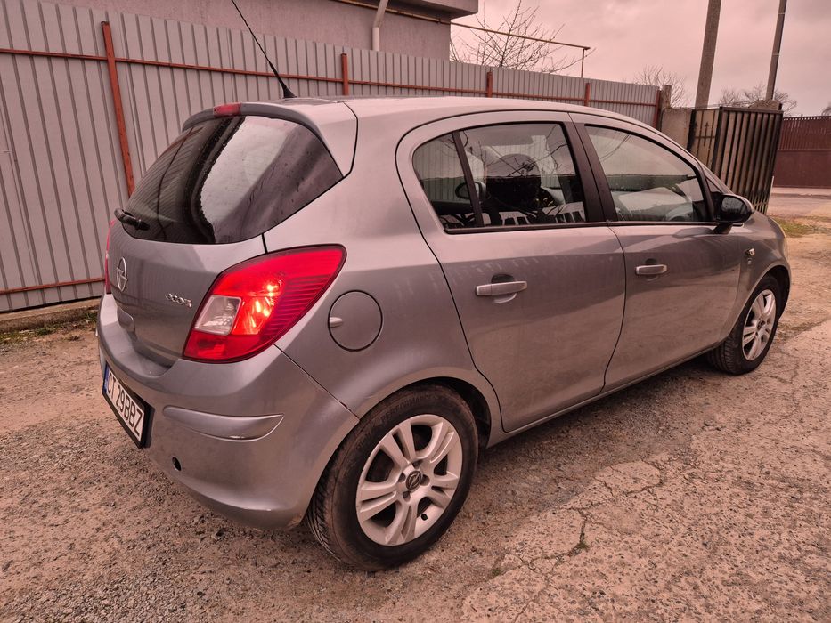 Opel Corsa, 2011