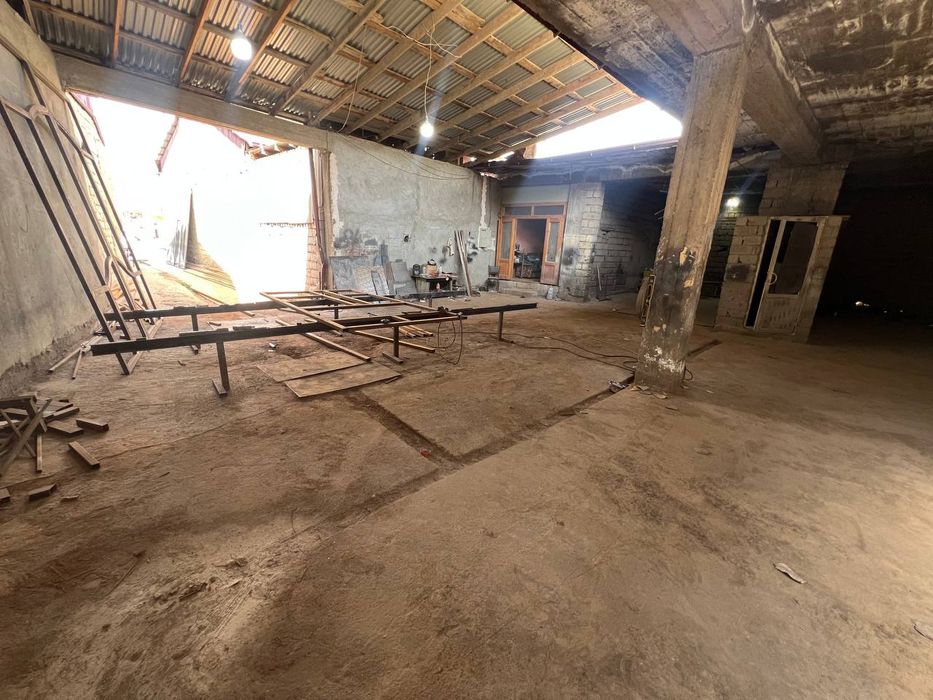 2 йарим сутик Уй