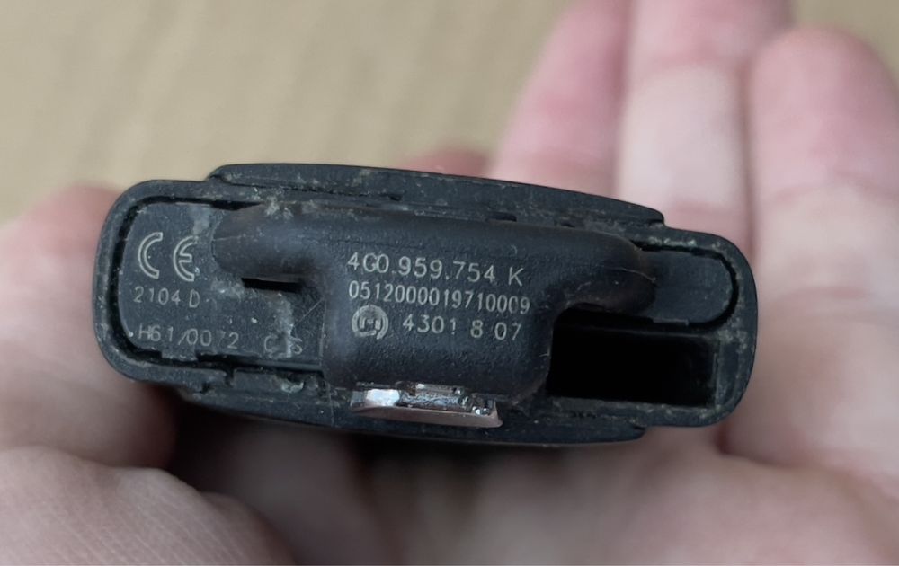 Ключ AUDI 4G0959754K